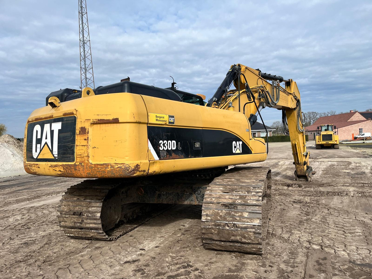 Caterpillar 330 DL - Lintekskavaator: pilt 1 Caterpillar 330 DL - Lintekskavaator: pilt 1
