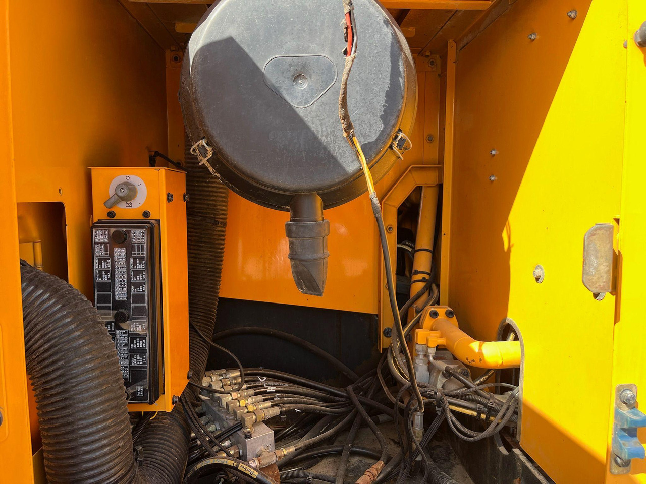Lintekskavaator Hyundai Robex 290-9: pilt 21