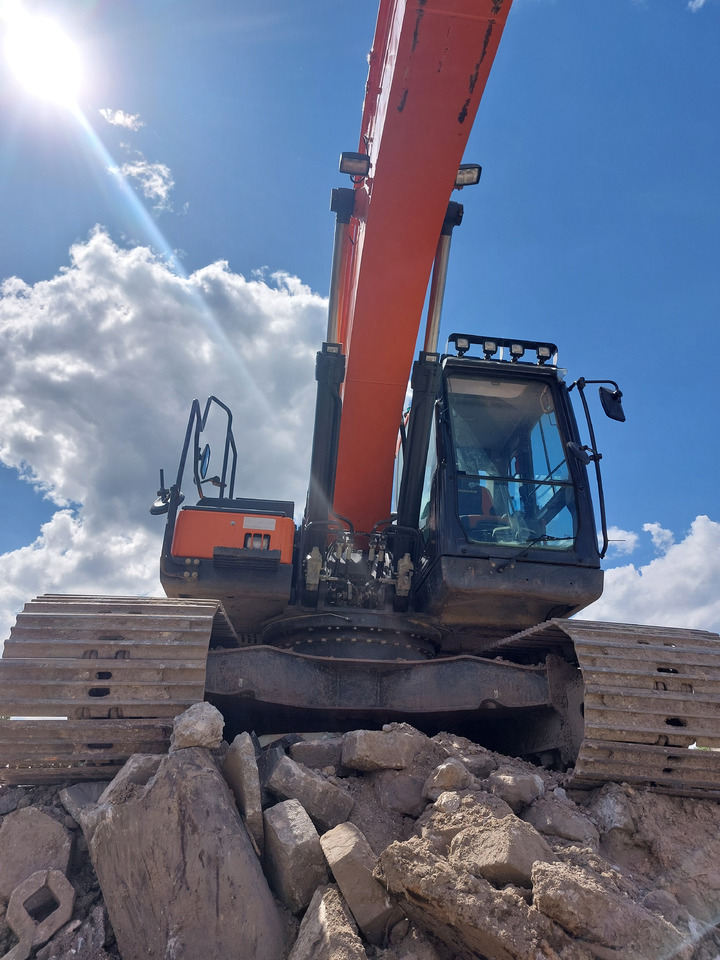 DOOSAN DX225LC-5 - Lintekskavaator: pilt 5 DOOSAN DX225LC-5 - Lintekskavaator: pilt 5