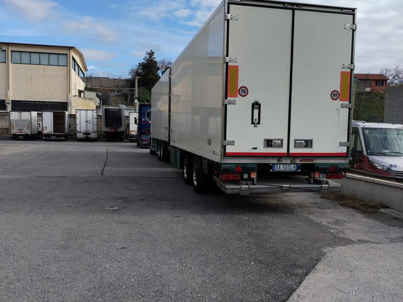 AUTOTRENO FRIGO MAN TGX TGX 26.580 6x2-4 LL - Külmutiga veoauto: pilt 3 AUTOTRENO FRIGO MAN TGX TGX 26.580 6x2-4 LL - Külmutiga veoauto: pilt 3