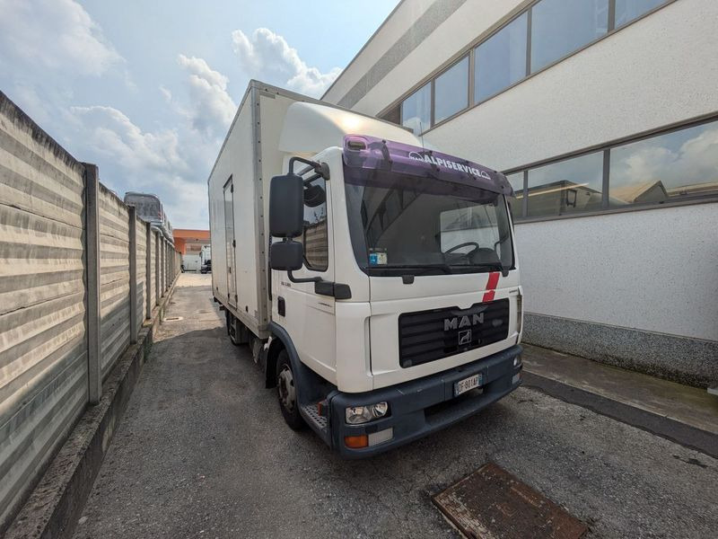 Camion cassone coibentato MAN MAN TGL 7.180 - Kasti veoauto: pilt 4 Camion cassone coibentato MAN MAN TGL 7.180 - Kasti veoauto: pilt 4