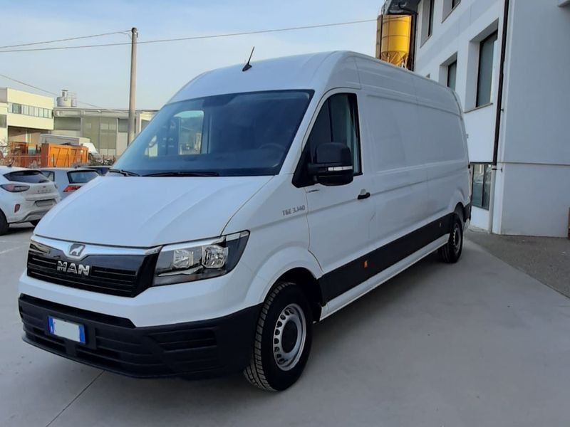 FURGONE LUNGO TETTO ALTO TGE 3.140 4X2F SB - Kaubik: pilt 1 FURGONE LUNGO TETTO ALTO TGE 3.140 4X2F SB - Kaubik: pilt 1