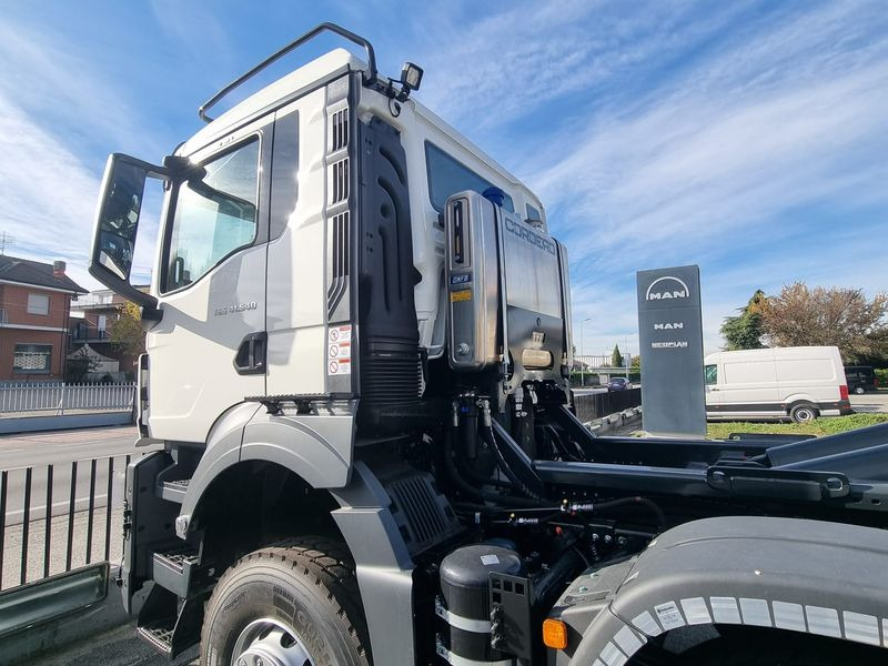 Konkstõstukiga veoauto MAN TGS GANCIO SCARRABILE - NUOVO TGS 41.540 8x4 BB CH: pilt 6 Konkstõstukiga veoauto MAN TGS GANCIO SCARRABILE - NUOVO TGS 41.540 8x4 BB CH: pilt 6