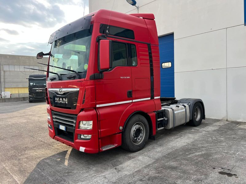 Trattore stradale MAN TGX TGX 18.500 - Sadulveok: pilt 1 Trattore stradale MAN TGX TGX 18.500 - Sadulveok: pilt 1