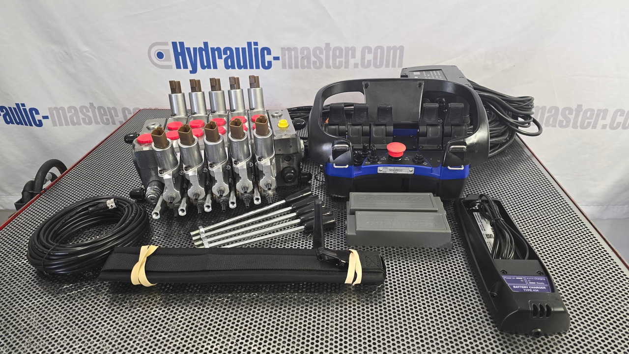 Container Side Lifter Sidelifter 5 sections valve with Radio Remote Scanreco - Prügiauto: pilt 1 Container Side Lifter Sidelifter 5 sections valve with Radio Remote Scanreco - Prügiauto: pilt 1
