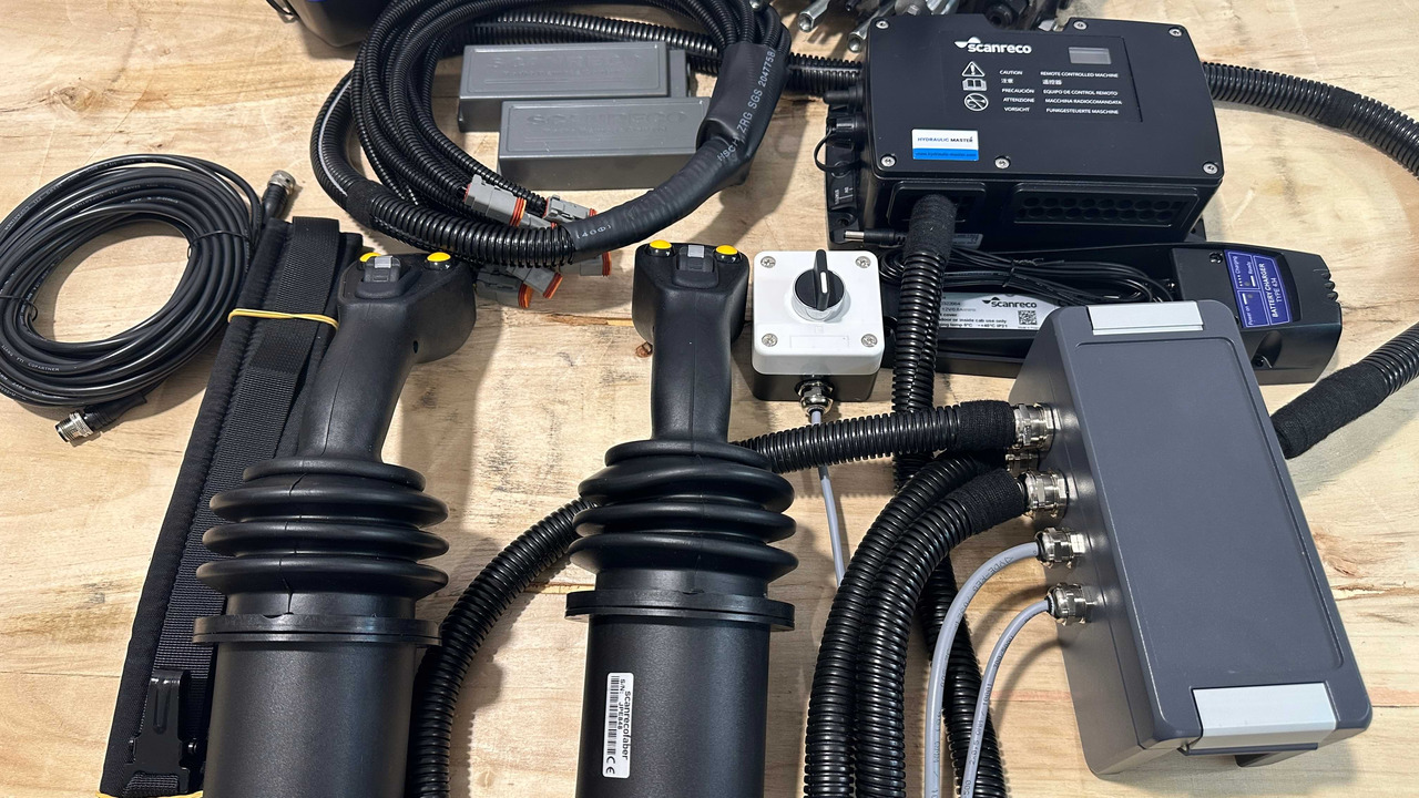 Metsandusseadmed Proportional Valve Walvoil DPX100 with Control Scanreco RC400 and JP Joysticks Danfoss for Parker, Nordhyraulic, Fassi, Hiab: pilt 21 Metsandusseadmed Proportional Valve Walvoil DPX100 with Control Scanreco RC400 and JP Joysticks Danfoss for Parker, Nordhyraulic, Fassi, Hiab: pilt 21