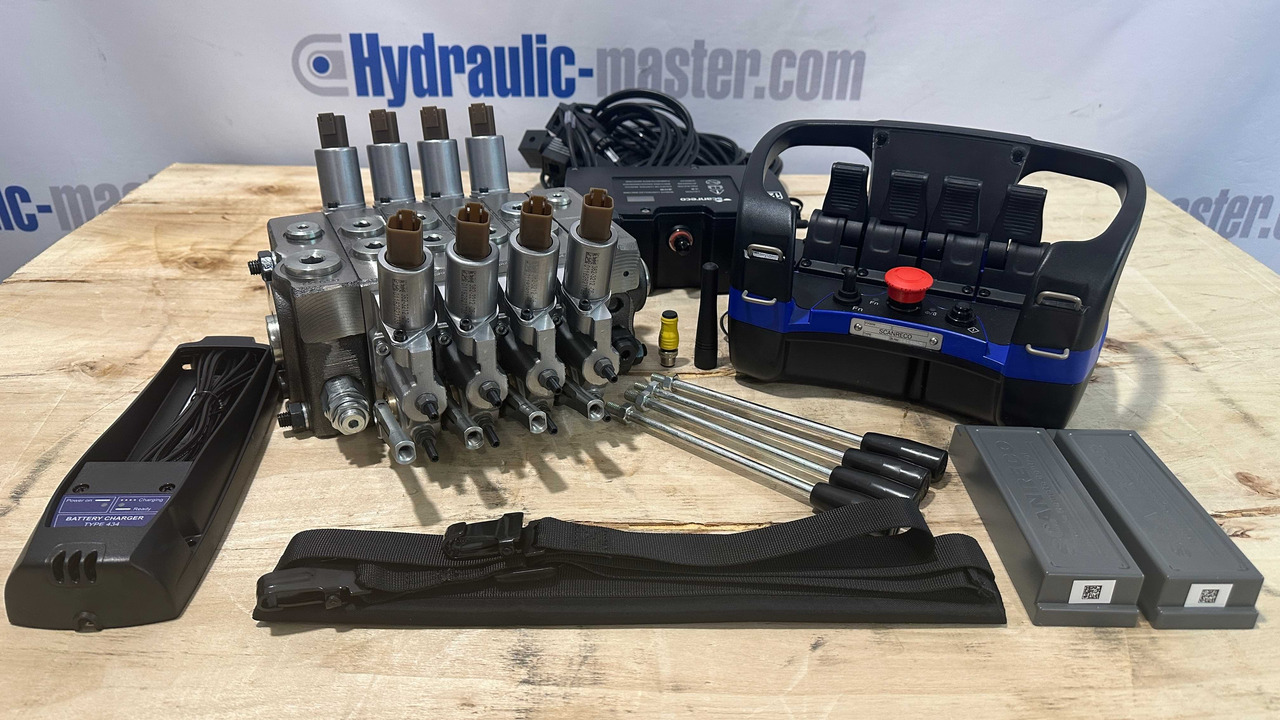 Set Scanreco G4 with Walvoil DPX100 Bandit Industries, DR Power Equipment - Kännupurustaja: pilt 1 Set Scanreco G4 with Walvoil DPX100 Bandit Industries, DR Power Equipment - Kännupurustaja: pilt 1