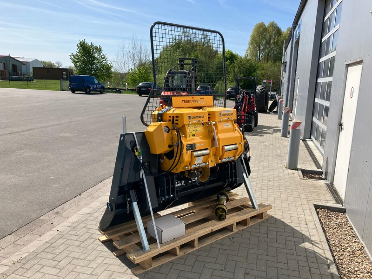 2 X 85 G UNIFOREST DOPPELWINDE - Vints - Metsandusseadmed: pilt 2 2 X 85 G UNIFOREST DOPPELWINDE - Vints - Metsandusseadmed: pilt 2