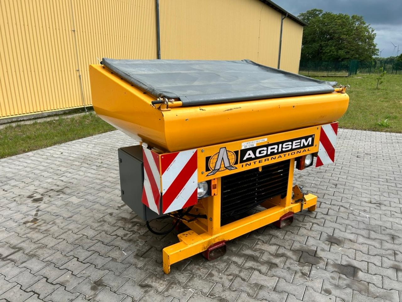AGRISEM DSF 1600 FRONTTANK - Väetiselaoturid: pilt 5 AGRISEM DSF 1600 FRONTTANK - Väetiselaoturid: pilt 5