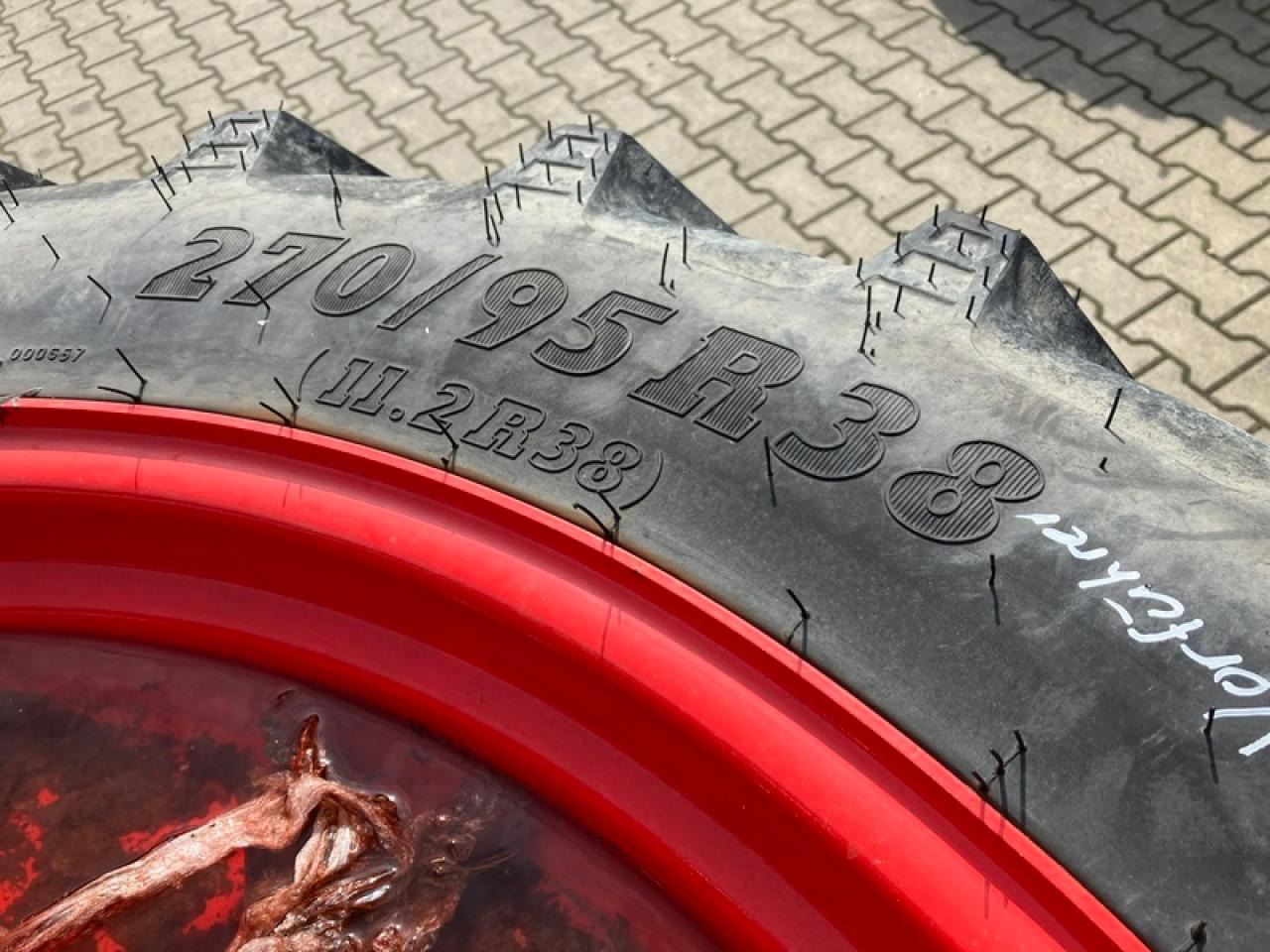 BKT 300/95R52 // 270/95R38 SPUR 1,50M - Rehv: pilt 3 BKT 300/95R52 // 270/95R38 SPUR 1,50M - Rehv: pilt 3