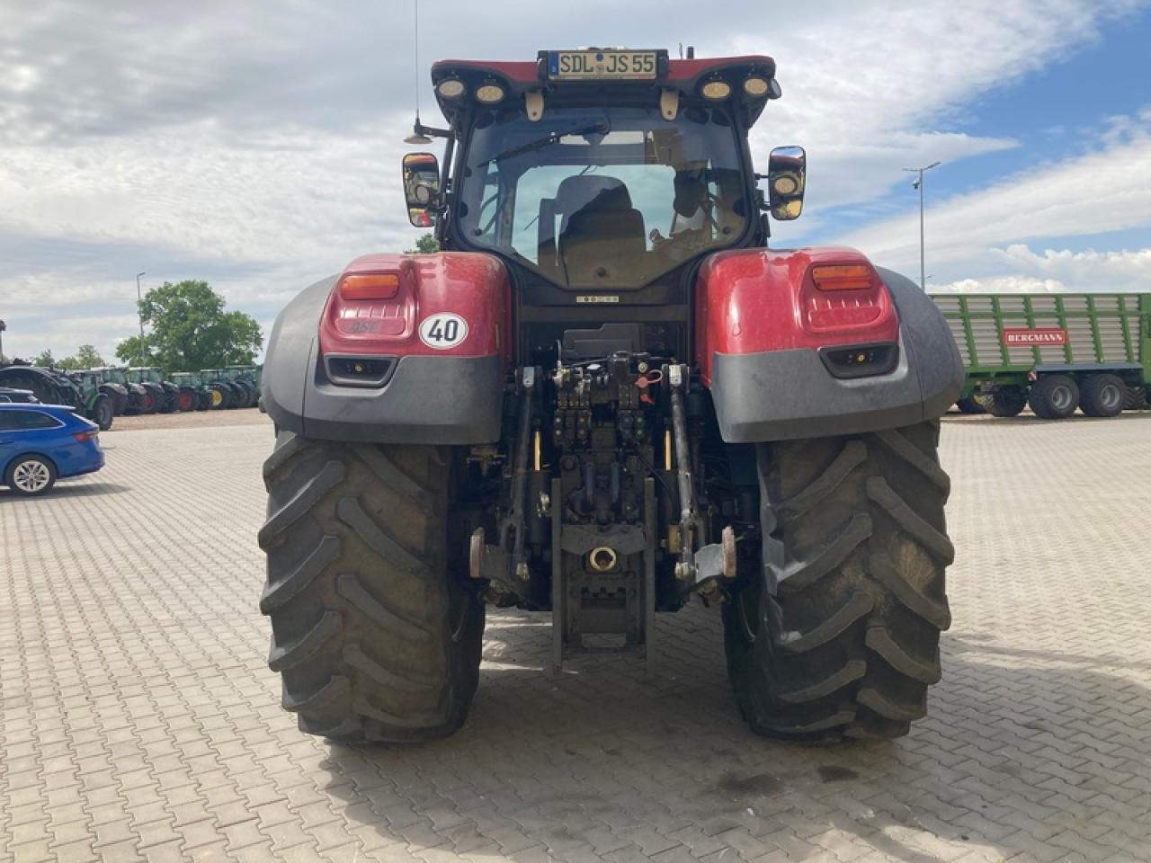 Case-IH OPTUM 270 CVX RTK - Traktor: pilt 3 Case-IH OPTUM 270 CVX RTK - Traktor: pilt 3