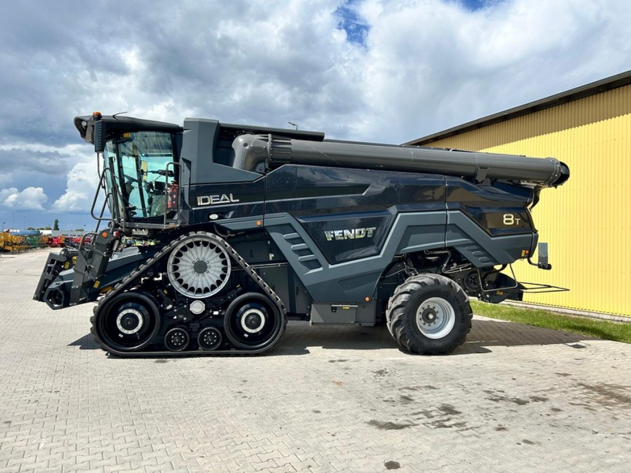 Fendt IDEAL 8 T JOYSTICK-LENKUNG - Kombain: pilt 1 Fendt IDEAL 8 T JOYSTICK-LENKUNG - Kombain: pilt 1