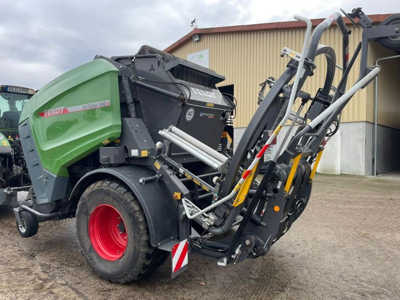 Fendt ROTANA 160 V COMBI - Heinapress, ümmargune: pilt 3 Fendt ROTANA 160 V COMBI - Heinapress, ümmargune: pilt 3