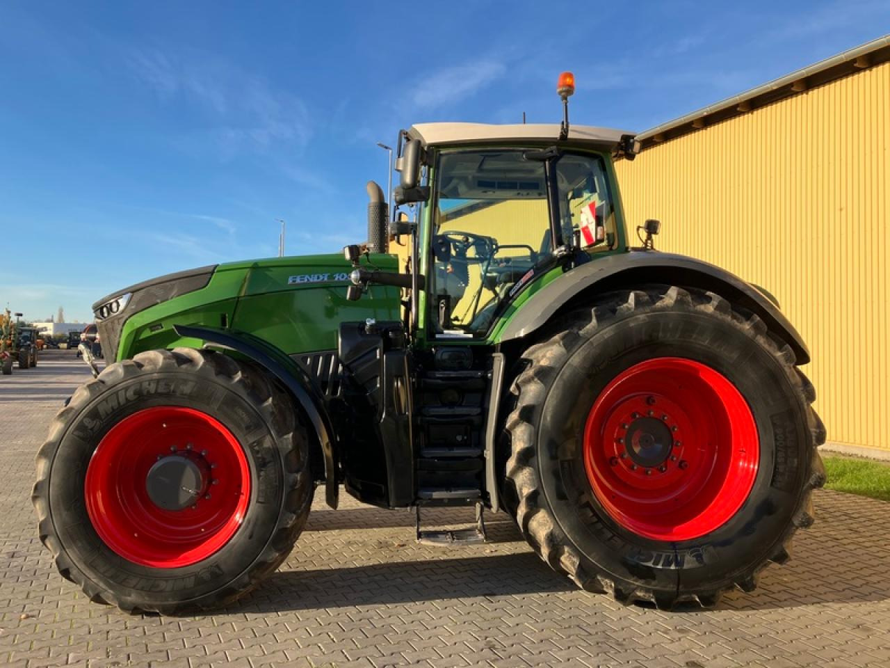 Fendt VARIO 1050 - Traktor: pilt 2 Fendt VARIO 1050 - Traktor: pilt 2