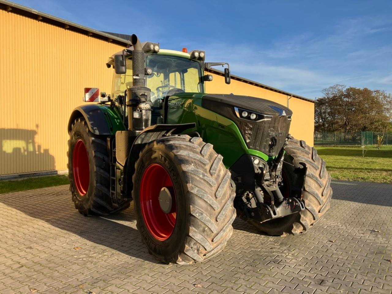 Fendt VARIO 1050 - Traktor: pilt 4 Fendt VARIO 1050 - Traktor: pilt 4