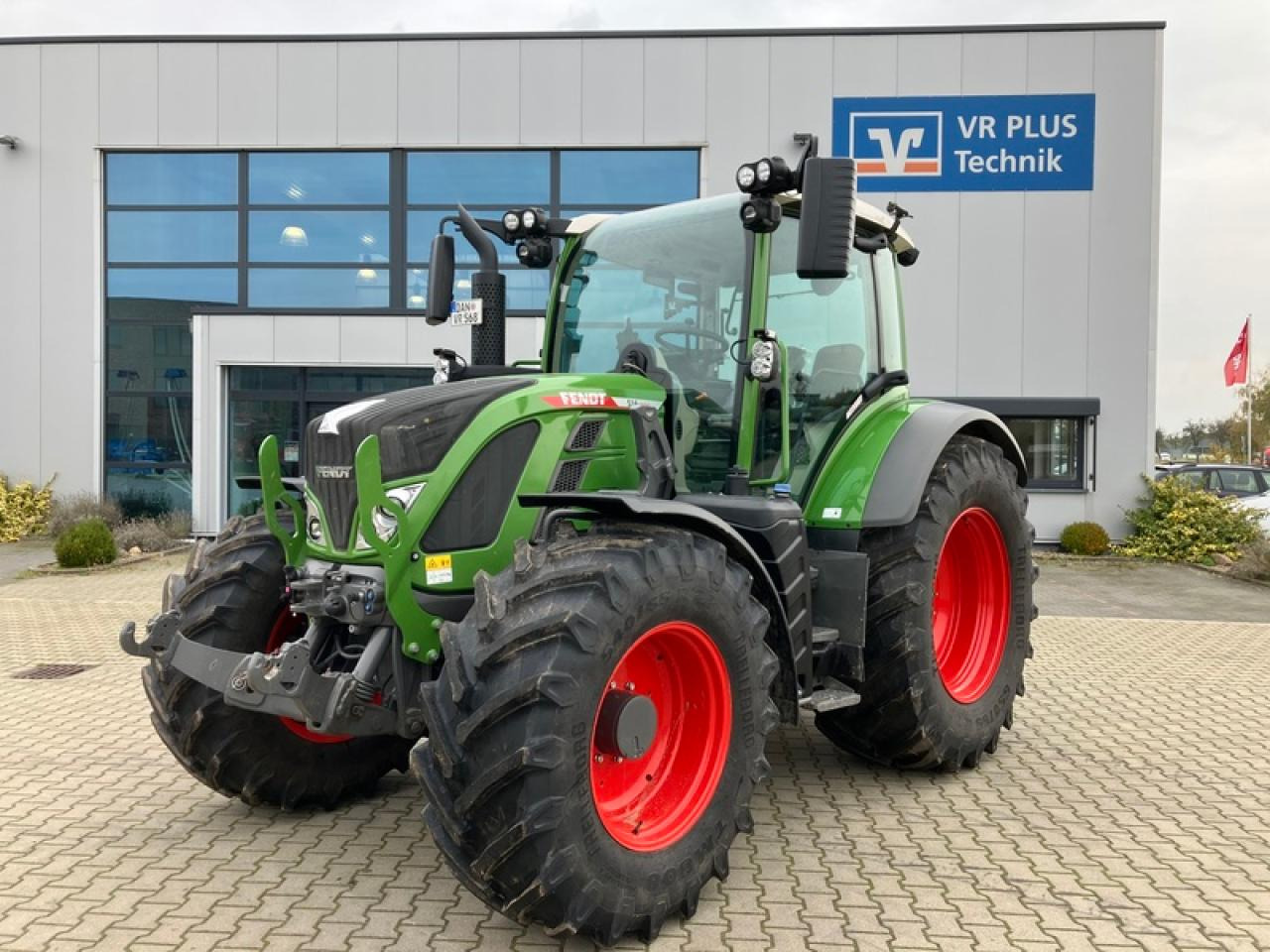 Fendt VARIO 516 VARIO GEN 3 // RTK - Traktor: pilt 1 Fendt VARIO 516 VARIO GEN 3 // RTK - Traktor: pilt 1