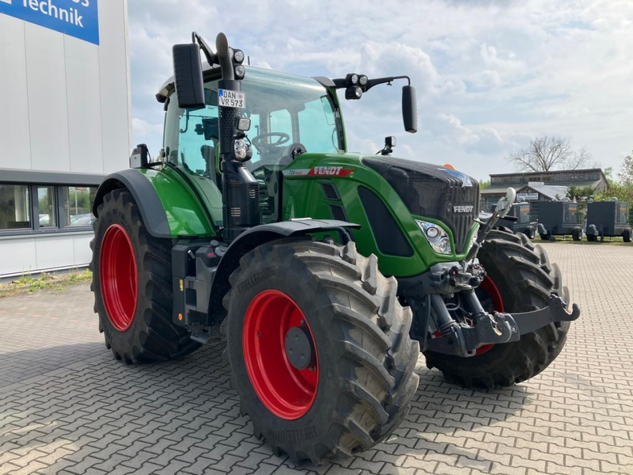 Fendt VARIO 724 GEN 6 PROFI PLUS SET 2 - Traktor: pilt 4 Fendt VARIO 724 GEN 6 PROFI PLUS SET 2 - Traktor: pilt 4