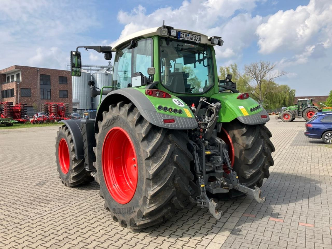 Fendt VARIO 724 GEN 6 PROFI PLUS SET 2 - Traktor: pilt 3 Fendt VARIO 724 GEN 6 PROFI PLUS SET 2 - Traktor: pilt 3