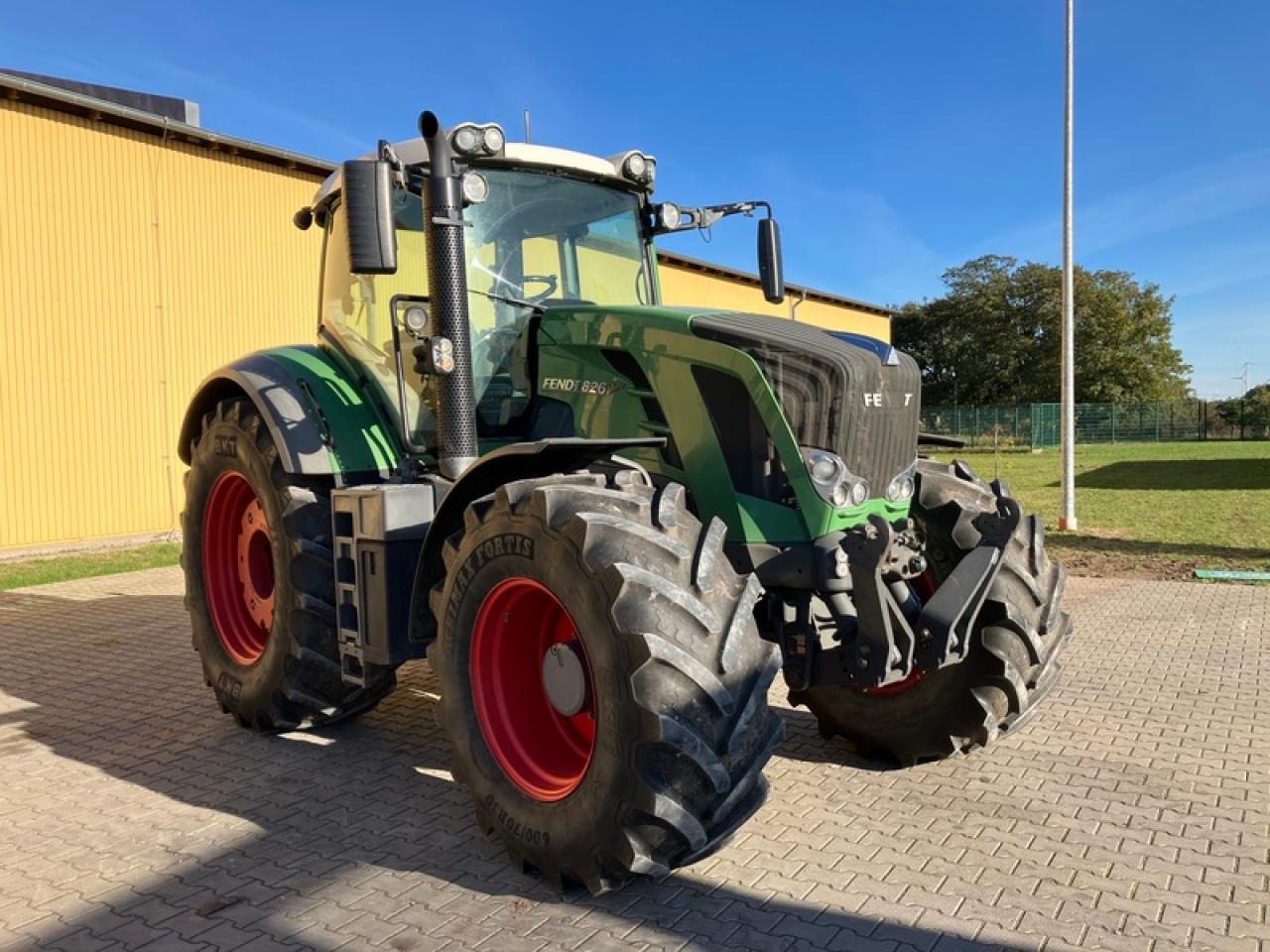 Fendt VARIO 826 - Traktor: pilt 5 Fendt VARIO 826 - Traktor: pilt 5