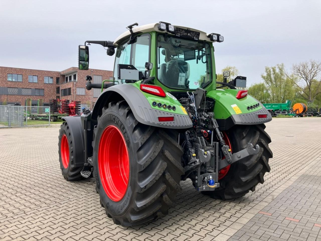 Fendt VARIO726 GEN 7 PROFI PLUS SET 2 - Traktor: pilt 3 Fendt VARIO726 GEN 7 PROFI PLUS SET 2 - Traktor: pilt 3
