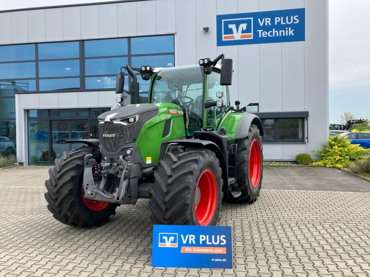 Fendt VARIO726 GEN 7 PROFI PLUS SET 2 - Traktor: pilt 1 Fendt VARIO726 GEN 7 PROFI PLUS SET 2 - Traktor: pilt 1