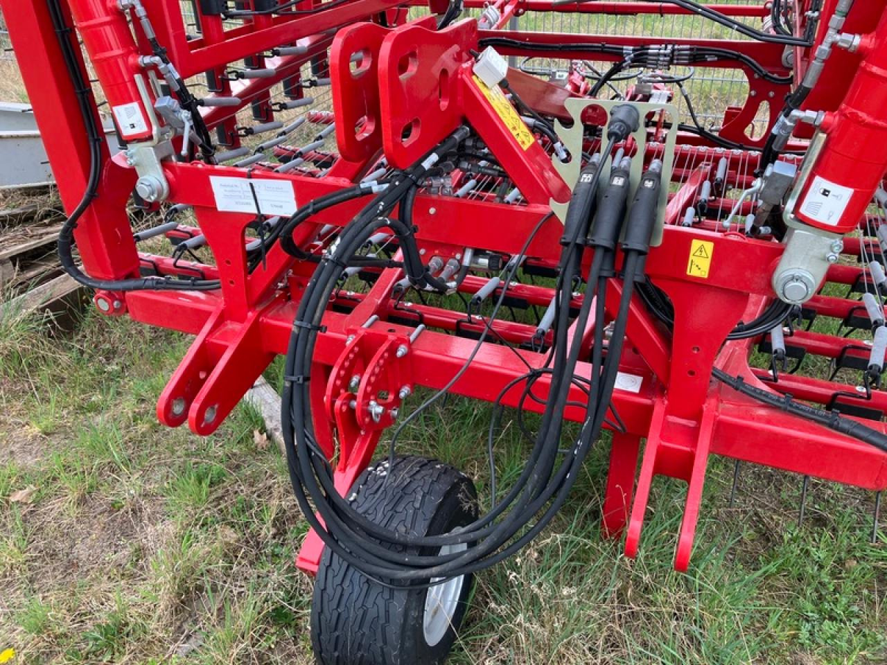 Horsch CURA 12 ST - Maaharimisseadmed: pilt 4 Horsch CURA 12 ST - Maaharimisseadmed: pilt 4