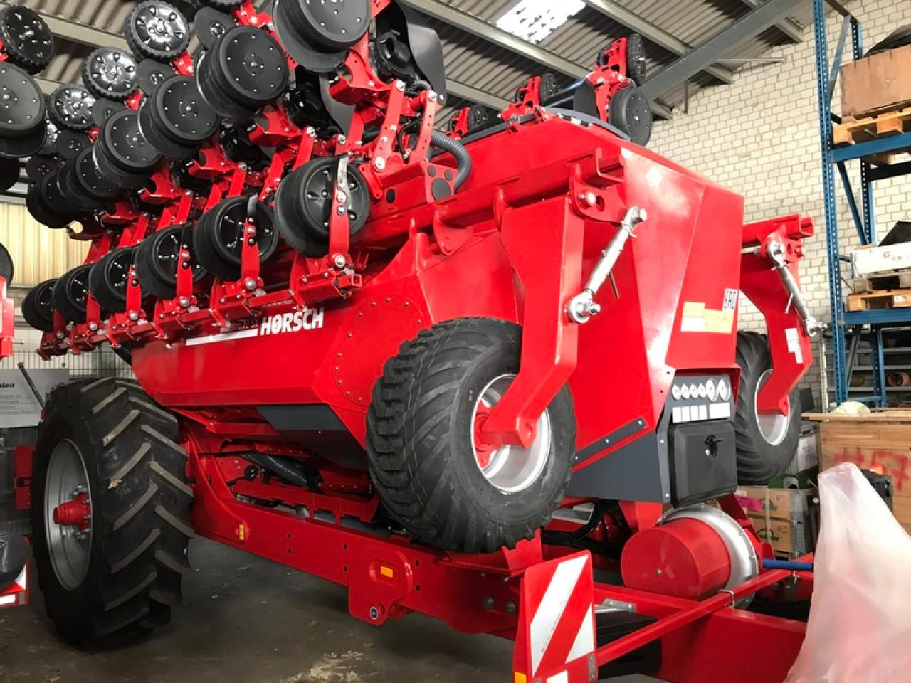 Horsch MAESTRO 12SX AUTOFORCE - Täppiskülvimasin: pilt 2 Horsch MAESTRO 12SX AUTOFORCE - Täppiskülvimasin: pilt 2