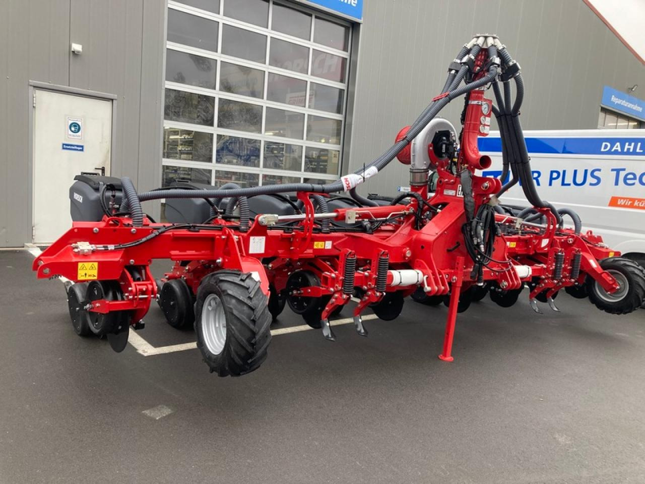 Horsch MAESTRO8.75RX AUTOFORCE - Täppiskülvimasin: pilt 1 Horsch MAESTRO8.75RX AUTOFORCE - Täppiskülvimasin: pilt 1