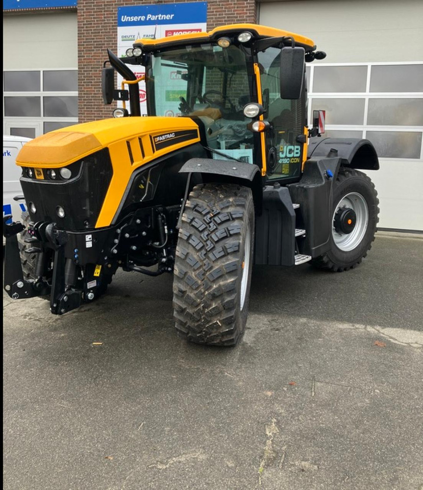 JCB FASTRAC 4190 - Traktor: pilt 4 JCB FASTRAC 4190 - Traktor: pilt 4