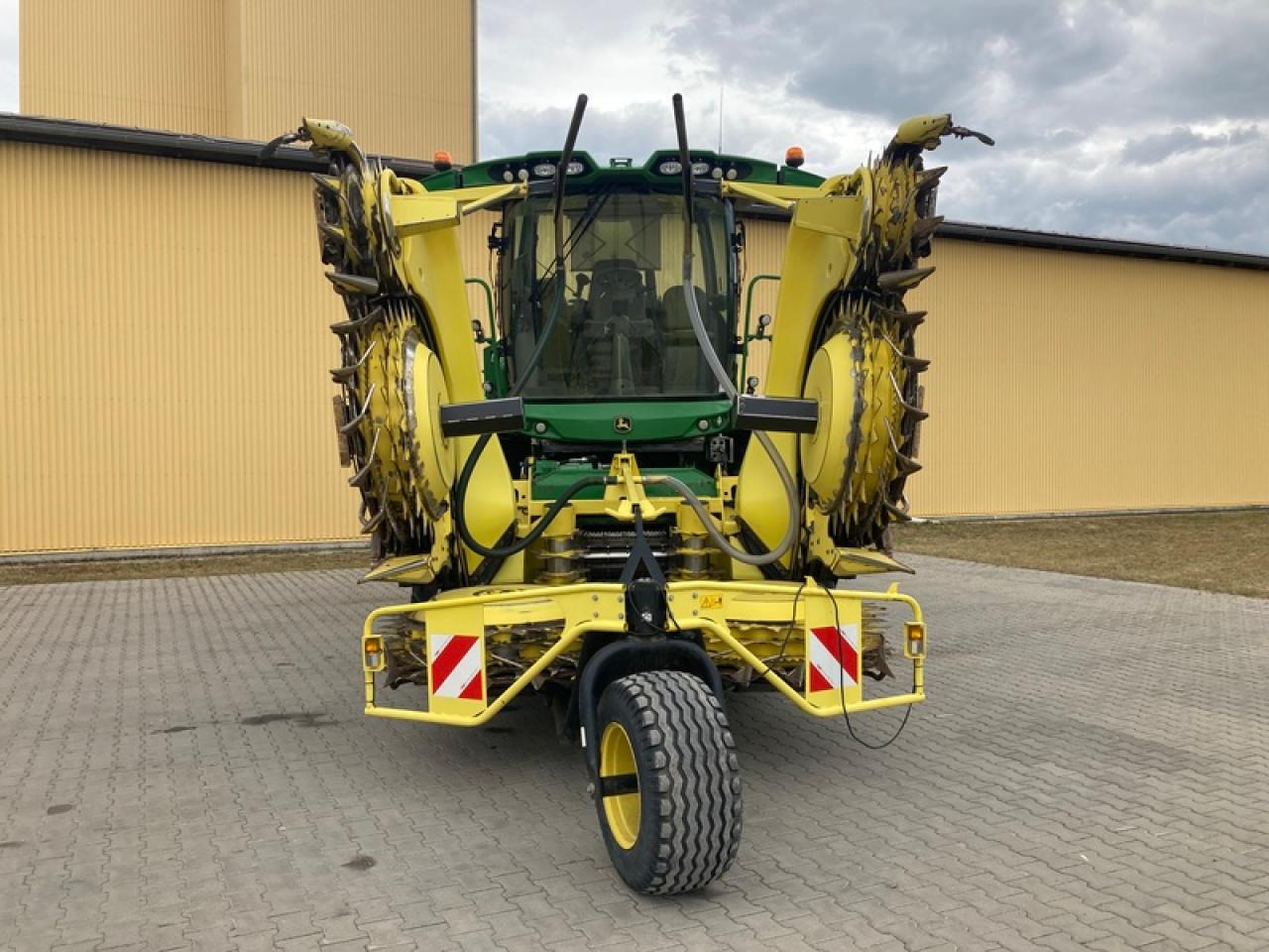 John Deere 8600 I - Koristusmasin: pilt 4 John Deere 8600 I - Koristusmasin: pilt 4