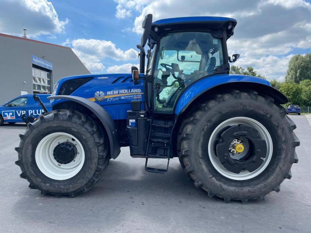 New Holland T 7.270 AUTOCOMMAND AKTION - Traktor: pilt 2 New Holland T 7.270 AUTOCOMMAND AKTION - Traktor: pilt 2