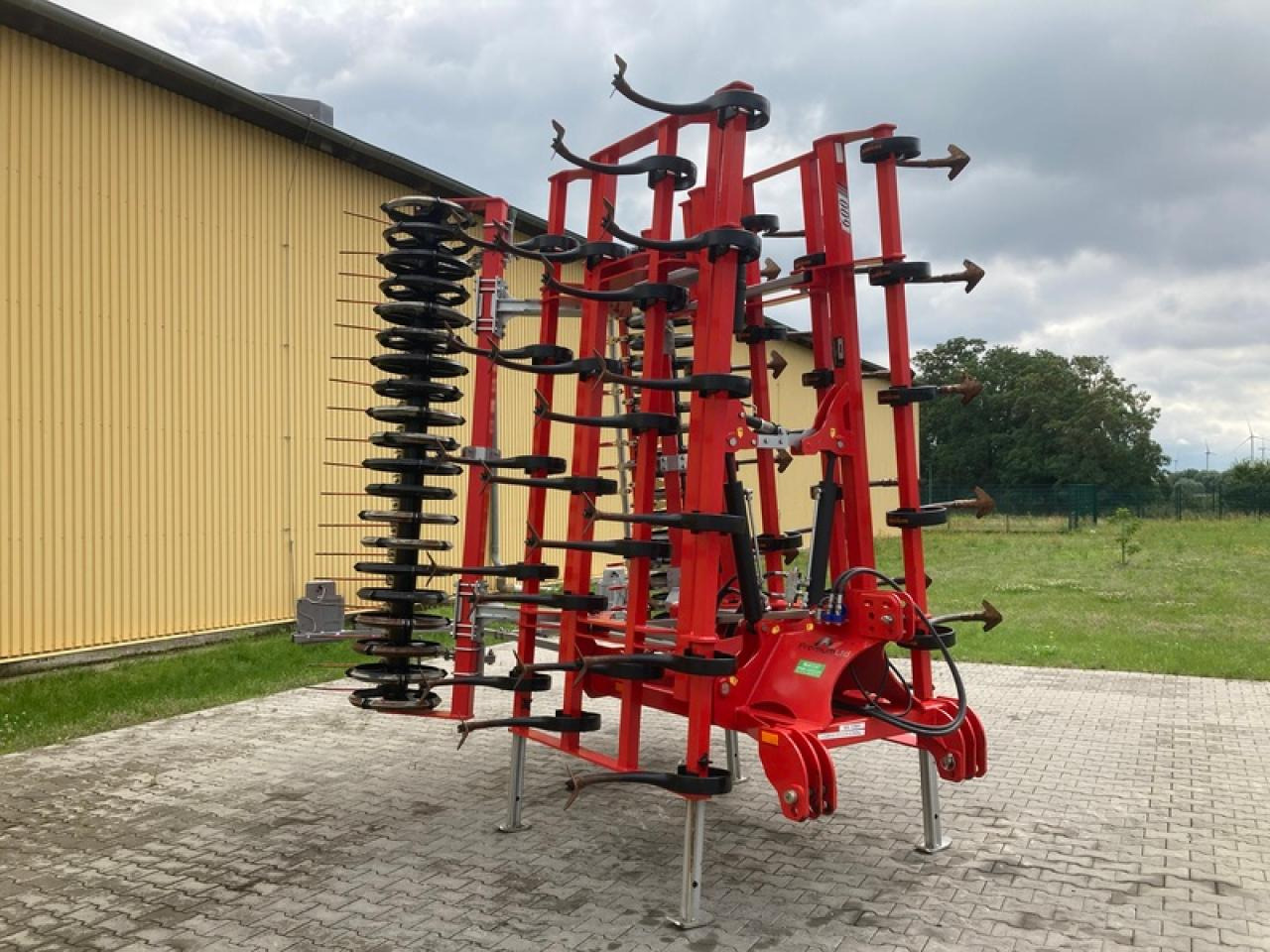 PREMIUM LTD HOREN 600 - Kultivaator: pilt 2 PREMIUM LTD HOREN 600 - Kultivaator: pilt 2