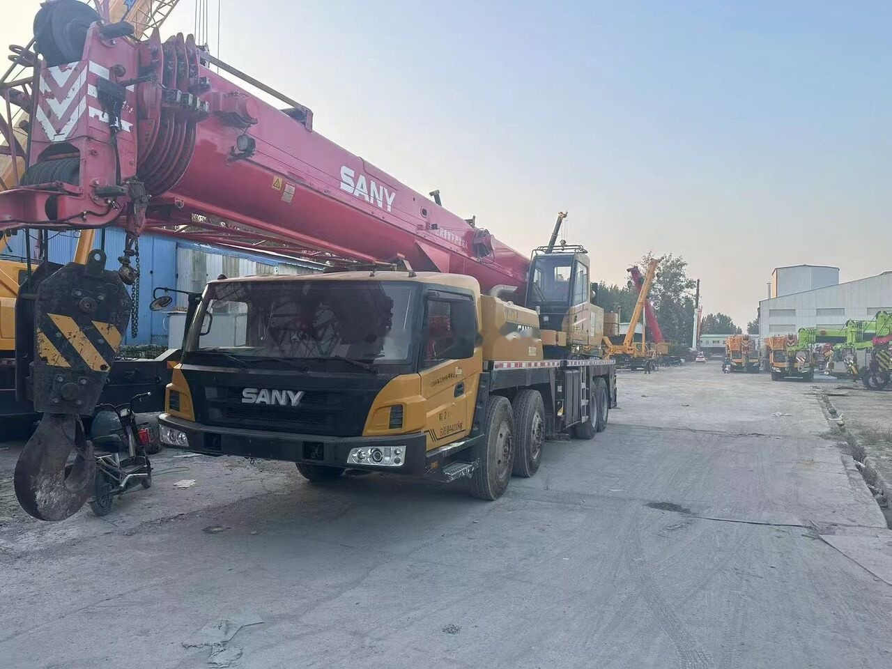 Palfinger Sany Used STC550 Truck Mounted Crane China 50 Ton 100 Ton Capacities - Autokraana: pilt 1 Palfinger Sany Used STC550 Truck Mounted Crane China 50 Ton 100 Ton Capacities - Autokraana: pilt 1