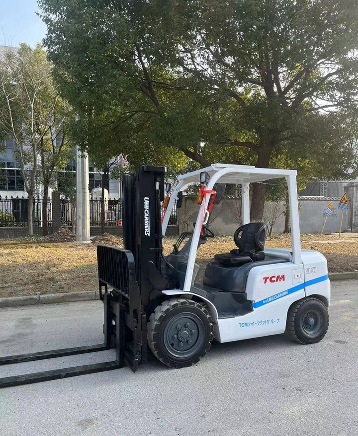 TCM FD30 FD50 FD100 FD80 3ton 5ton - Diiseltõstuk: pilt 2 TCM FD30 FD50 FD100 FD80 3ton 5ton - Diiseltõstuk: pilt 2