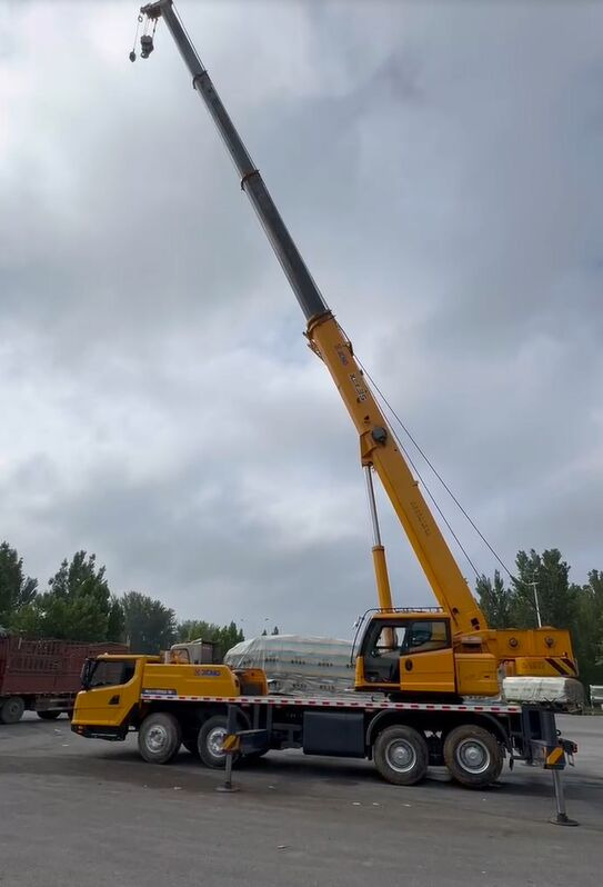 XCMG XCT35 QY35K 35T 35ton - Autokraana: pilt 3 XCMG XCT35 QY35K 35T 35ton - Autokraana: pilt 3