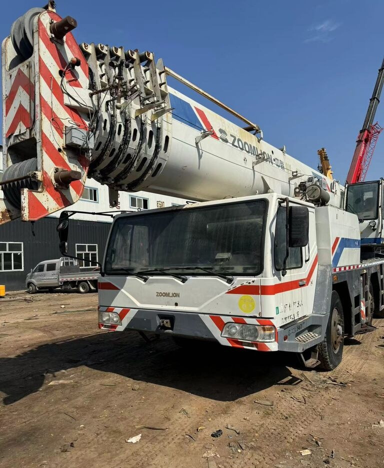 Zoomlion QY130V - Autokraana: pilt 1 Zoomlion QY130V - Autokraana: pilt 1