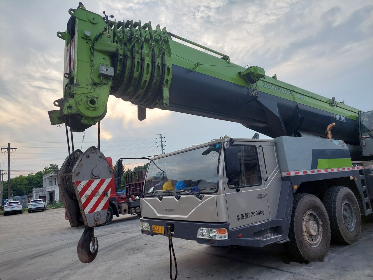 Zoomlion ZAT2600V 260T 260ton 220t 220ton - Autokraana: pilt 1 Zoomlion ZAT2600V 260T 260ton 220t 220ton - Autokraana: pilt 1
