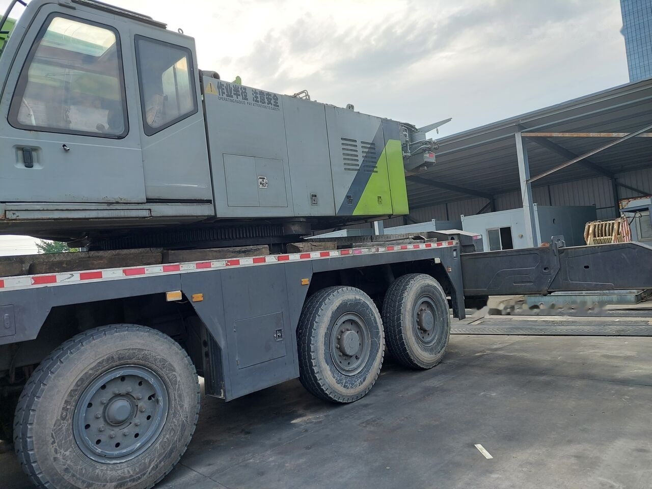 Zoomlion ZAT2600V 260T 260ton 220t 220ton - Autokraana: pilt 4 Zoomlion ZAT2600V 260T 260ton 220t 220ton - Autokraana: pilt 4