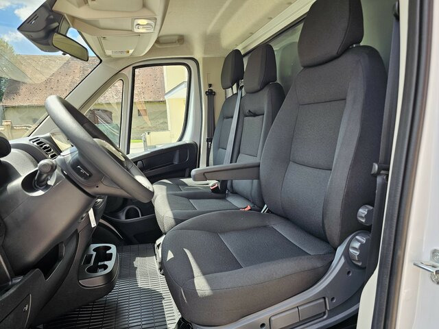 FIAT Ducato 35 MAXI 180 Pritsche Plane LBW BÄR AHK - Tent tarbesõiduk: pilt 2 FIAT Ducato 35 MAXI 180 Pritsche Plane LBW BÄR AHK - Tent tarbesõiduk: pilt 2