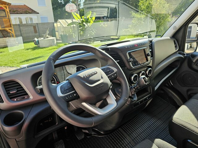 IVECO Daily 35S18 3.0 Koffer Voll-LED Navigation - Tarbesõiduk furgoon: pilt 5 IVECO Daily 35S18 3.0 Koffer Voll-LED Navigation - Tarbesõiduk furgoon: pilt 5