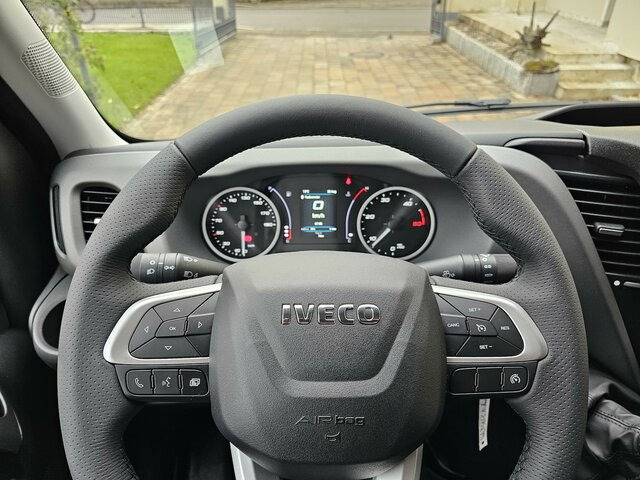 IVECO Daily 35S18H V 12m³ L2H2 3,5t AHK Klima 270° - Kaubik: pilt 5 IVECO Daily 35S18H V 12m³ L2H2 3,5t AHK Klima 270° - Kaubik: pilt 5