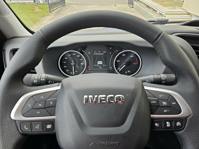 IVECO Daily 35S18HA8 3.0 Hi-Matic AHK Tachograph LED - Tarbesõiduk furgoon: pilt 5 IVECO Daily 35S18HA8 3.0 Hi-Matic AHK Tachograph LED - Tarbesõiduk furgoon: pilt 5