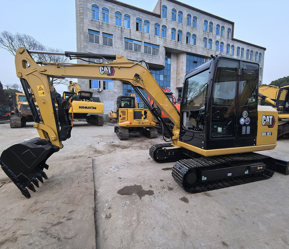 CAT 305.5E2 Excavator - Miniekskavaator: pilt 1 CAT 305.5E2 Excavator - Miniekskavaator: pilt 1