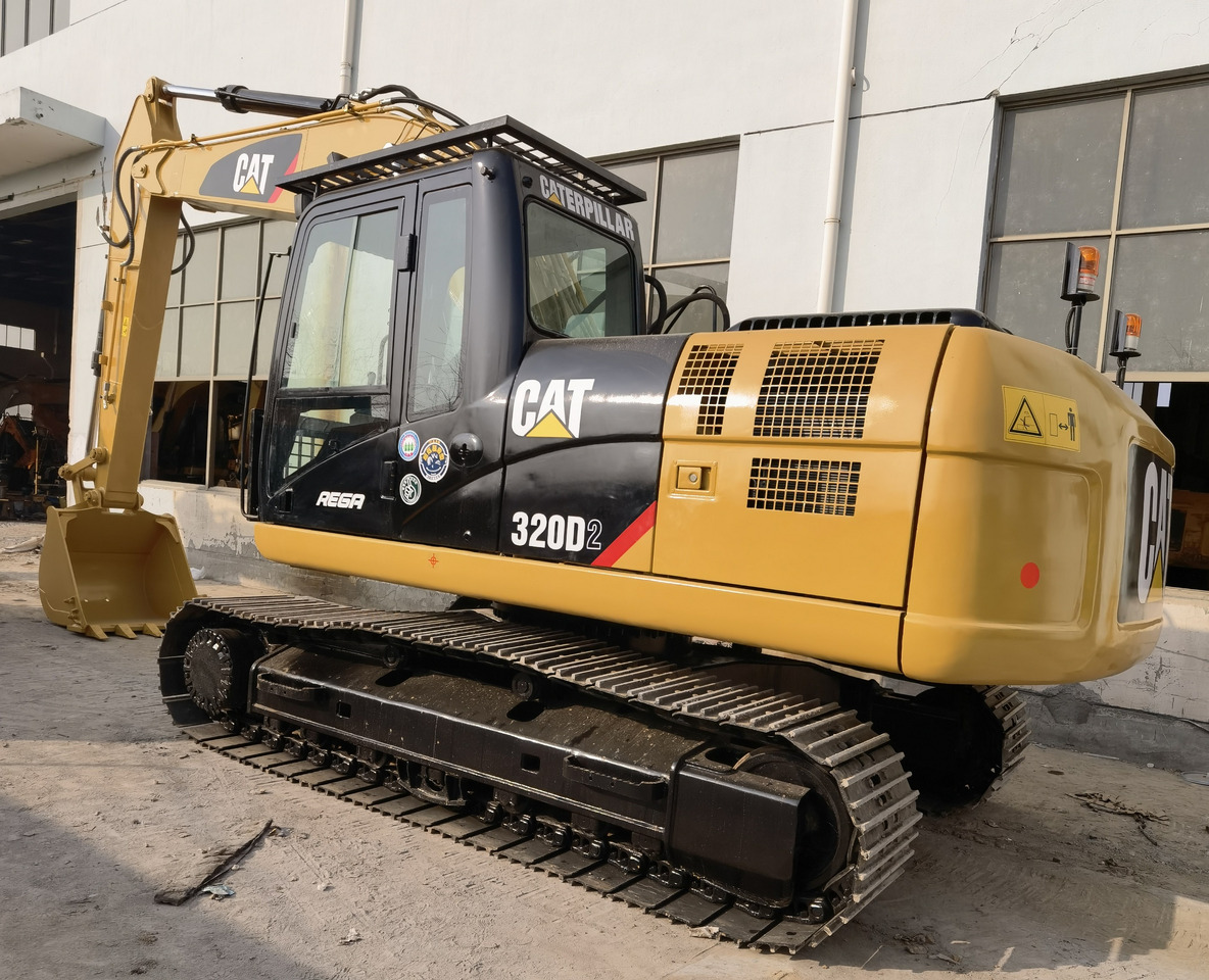CAT 320D2 Excavator - Lintekskavaator: pilt 2 CAT 320D2 Excavator - Lintekskavaator: pilt 2