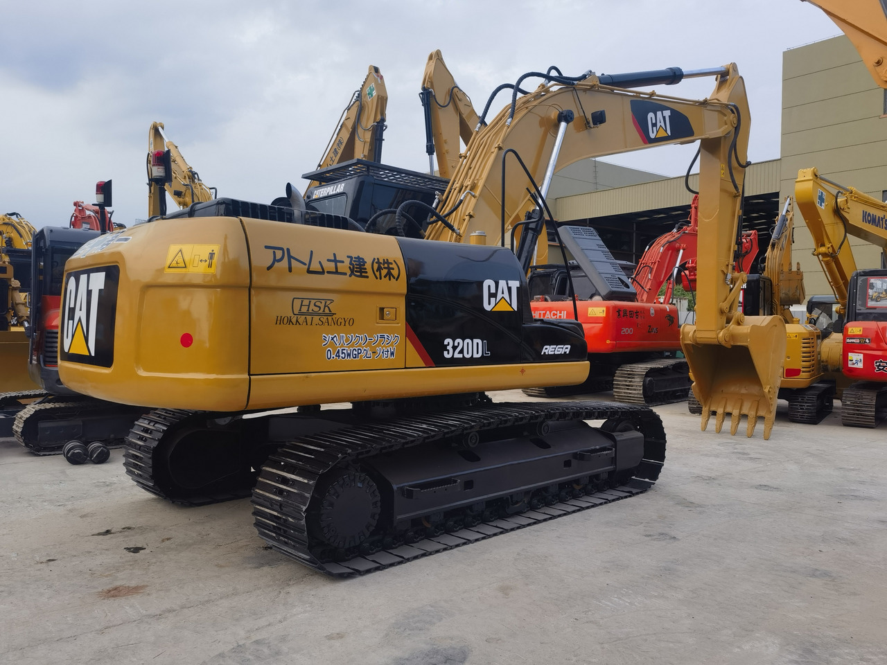 CAT 320DL Excavator - Lintekskavaator: pilt 1 CAT 320DL Excavator - Lintekskavaator: pilt 1