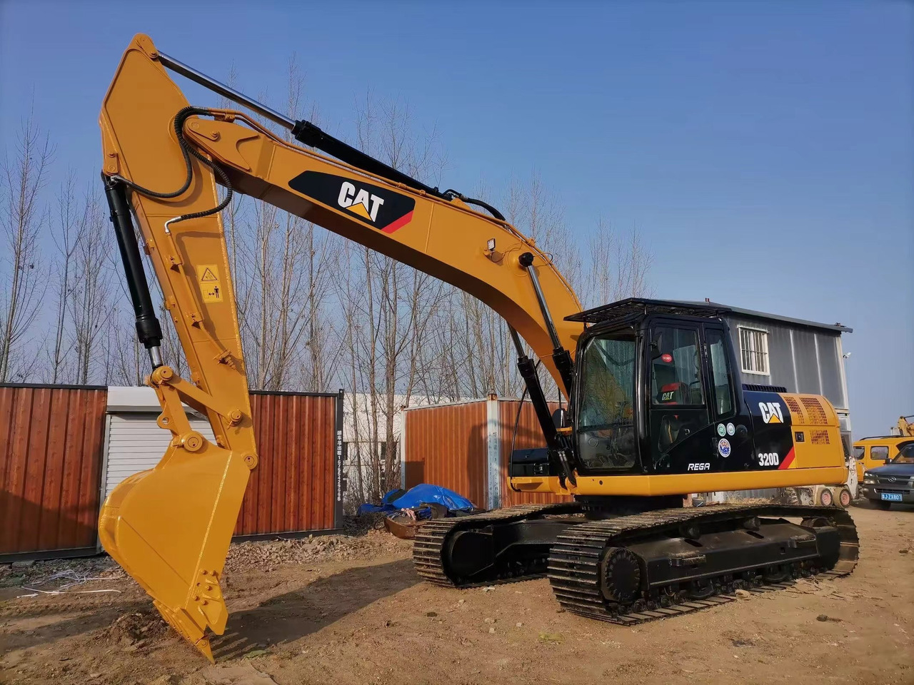 CAT 320DL Excavator - Lintekskavaator: pilt 2 CAT 320DL Excavator - Lintekskavaator: pilt 2