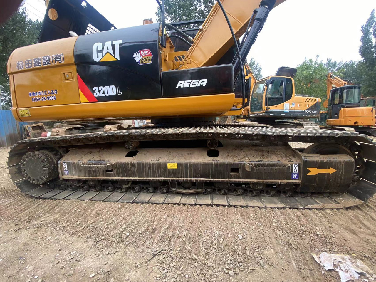 CAT 320DL used excavator - Lintekskavaator: pilt 3 CAT 320DL used excavator - Lintekskavaator: pilt 3