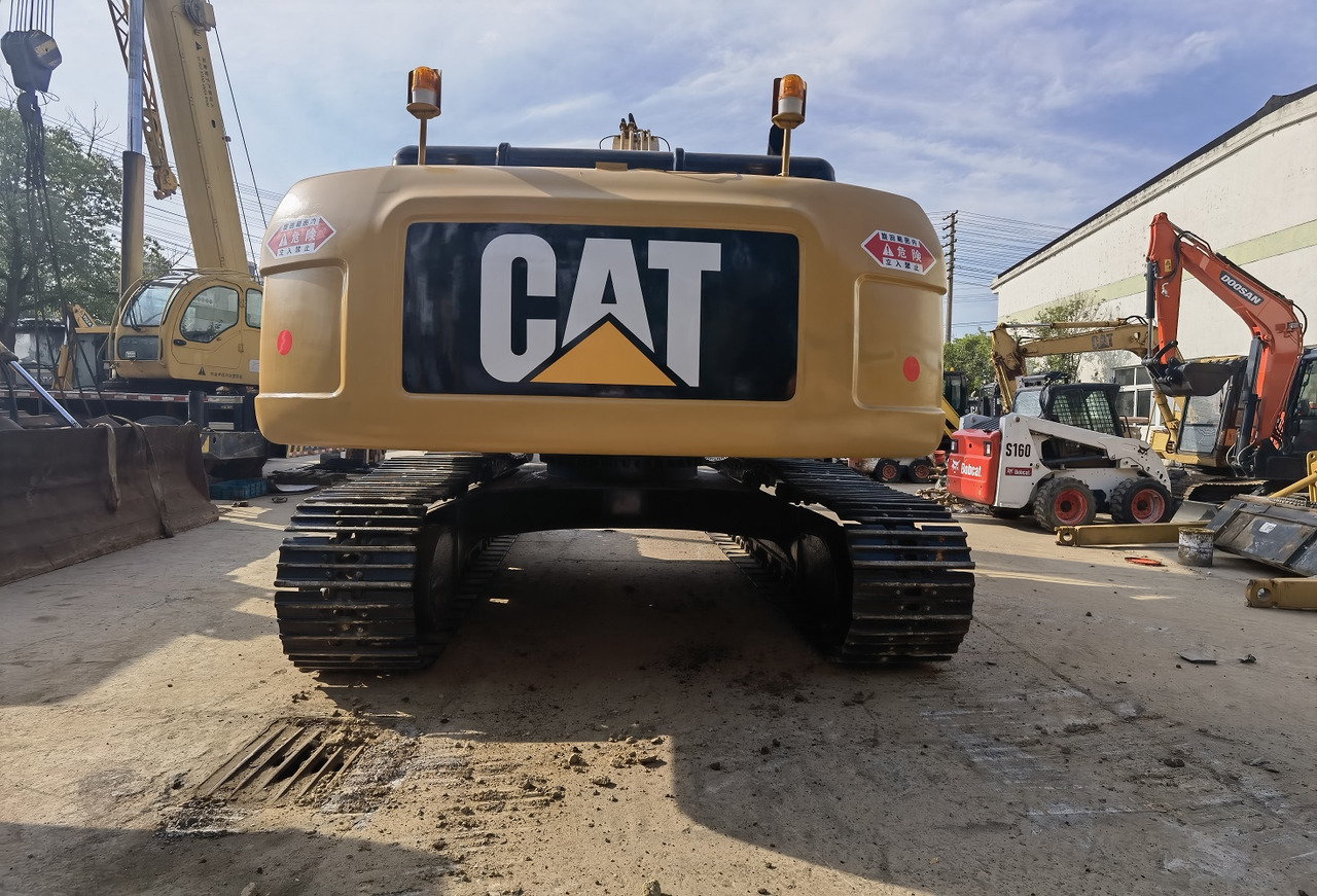 CAT 330D Excavator - Lintekskavaator: pilt 3 CAT 330D Excavator - Lintekskavaator: pilt 3