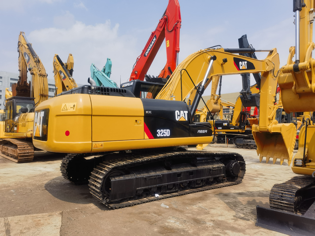 CATERPILLAR CAT 325D Excavator - Lintekskavaator: pilt 3 CATERPILLAR CAT 325D Excavator - Lintekskavaator: pilt 3
