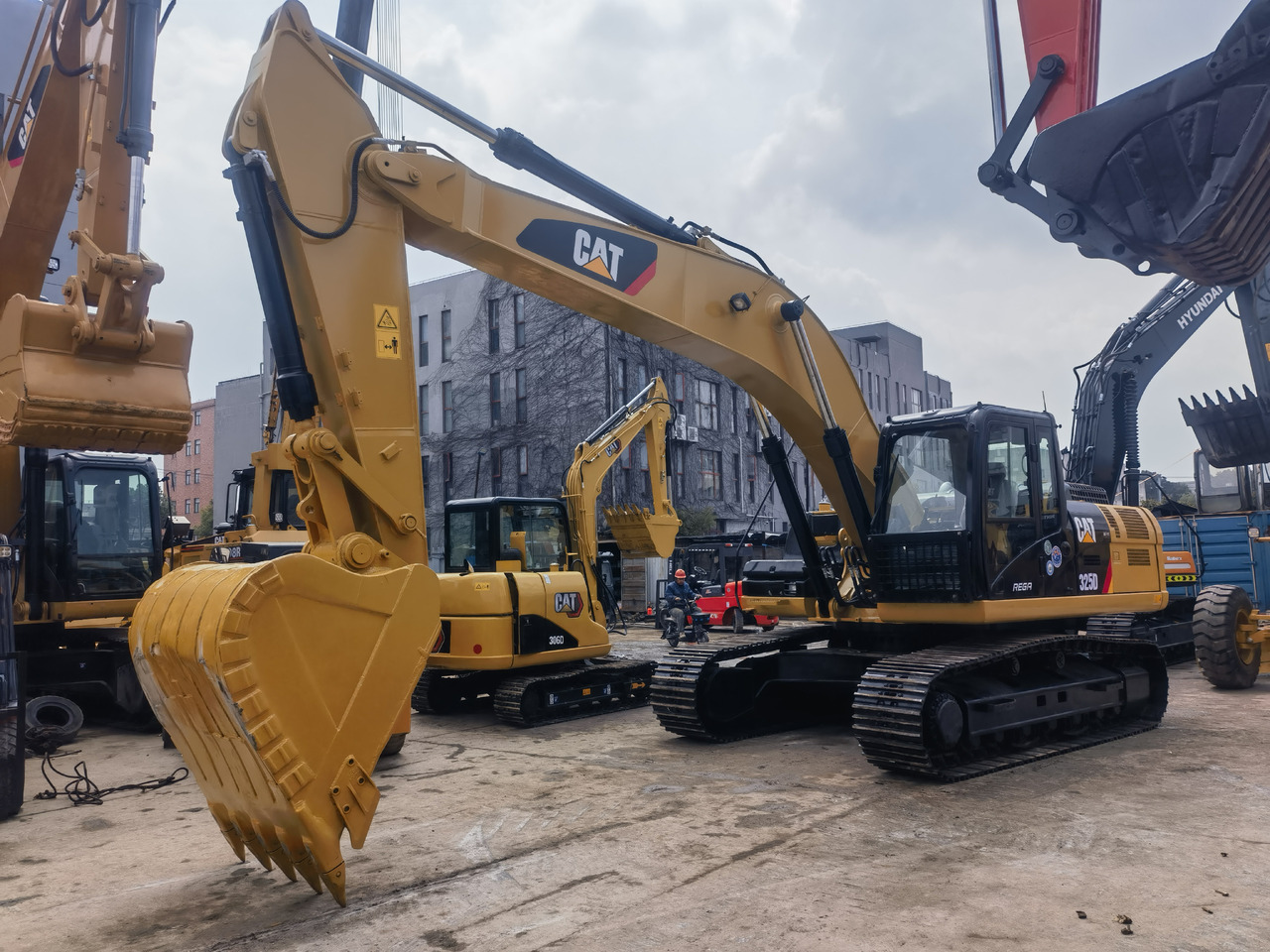 CATERPILLAR CAT 325D Excavator - Lintekskavaator: pilt 5 CATERPILLAR CAT 325D Excavator - Lintekskavaator: pilt 5
